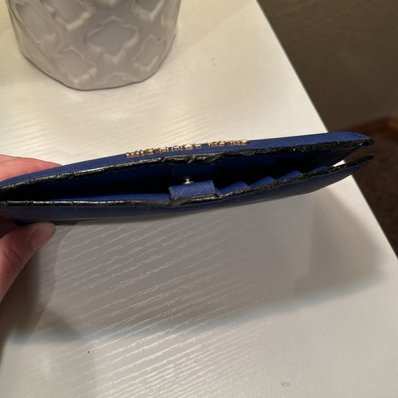 Blue Michael Kors Jet Set LG slim wallet - Picture 4 of 4